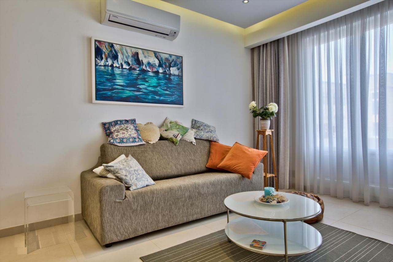 Bright And Central 2 Bedroom Apartment In Sliema Exterior foto