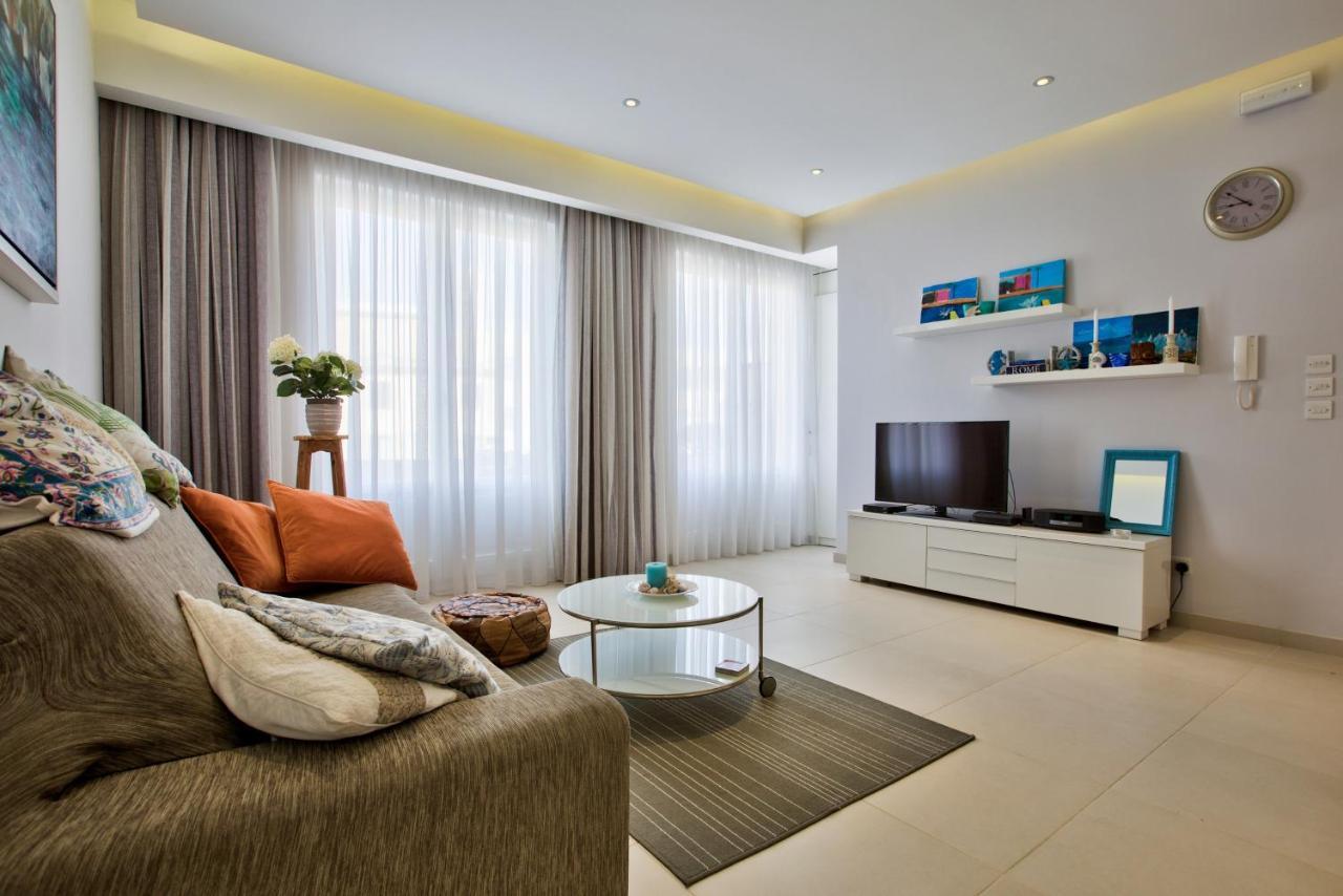 Bright And Central 2 Bedroom Apartment In Sliema Exterior foto
