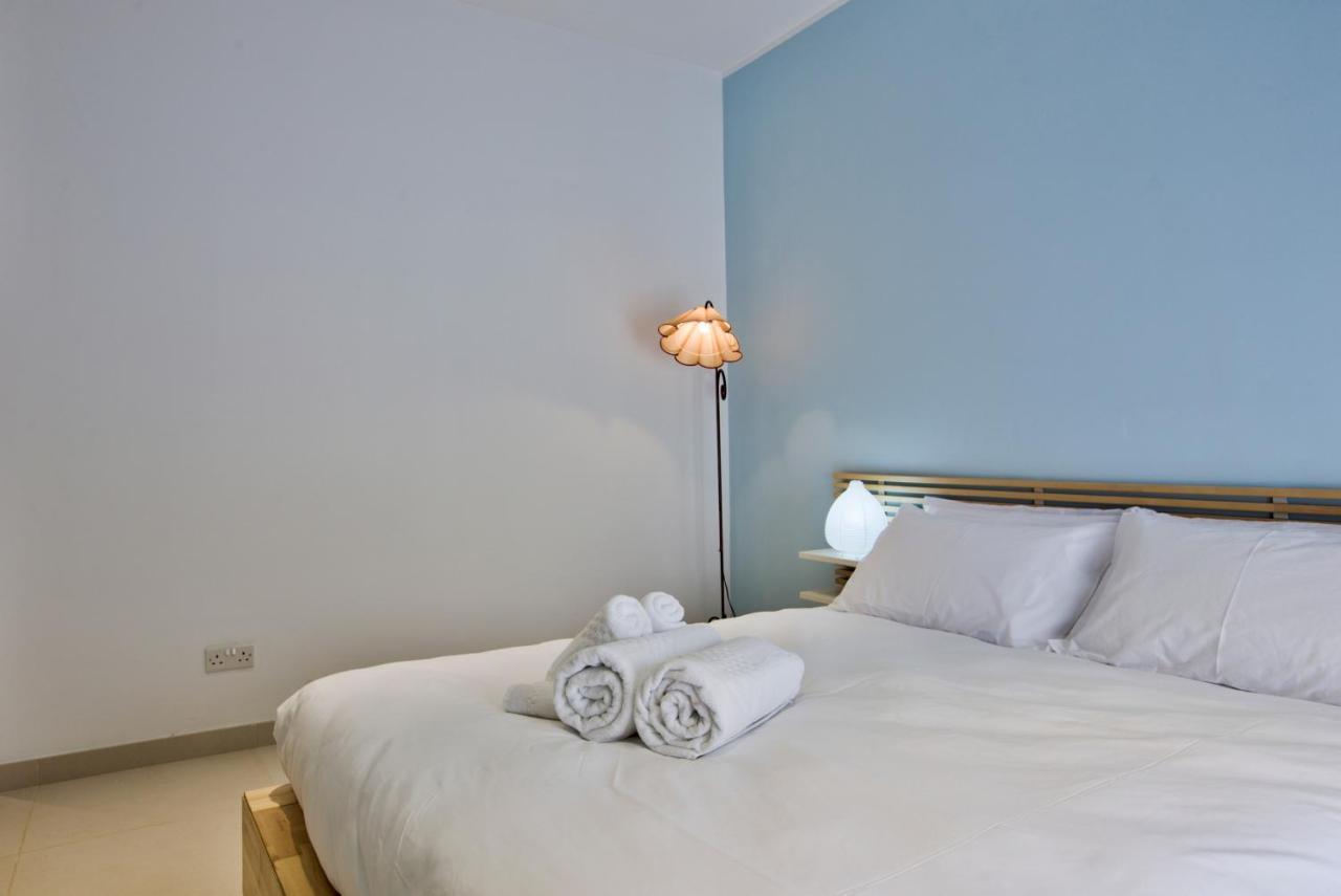 Bright And Central 2 Bedroom Apartment In Sliema Exterior foto
