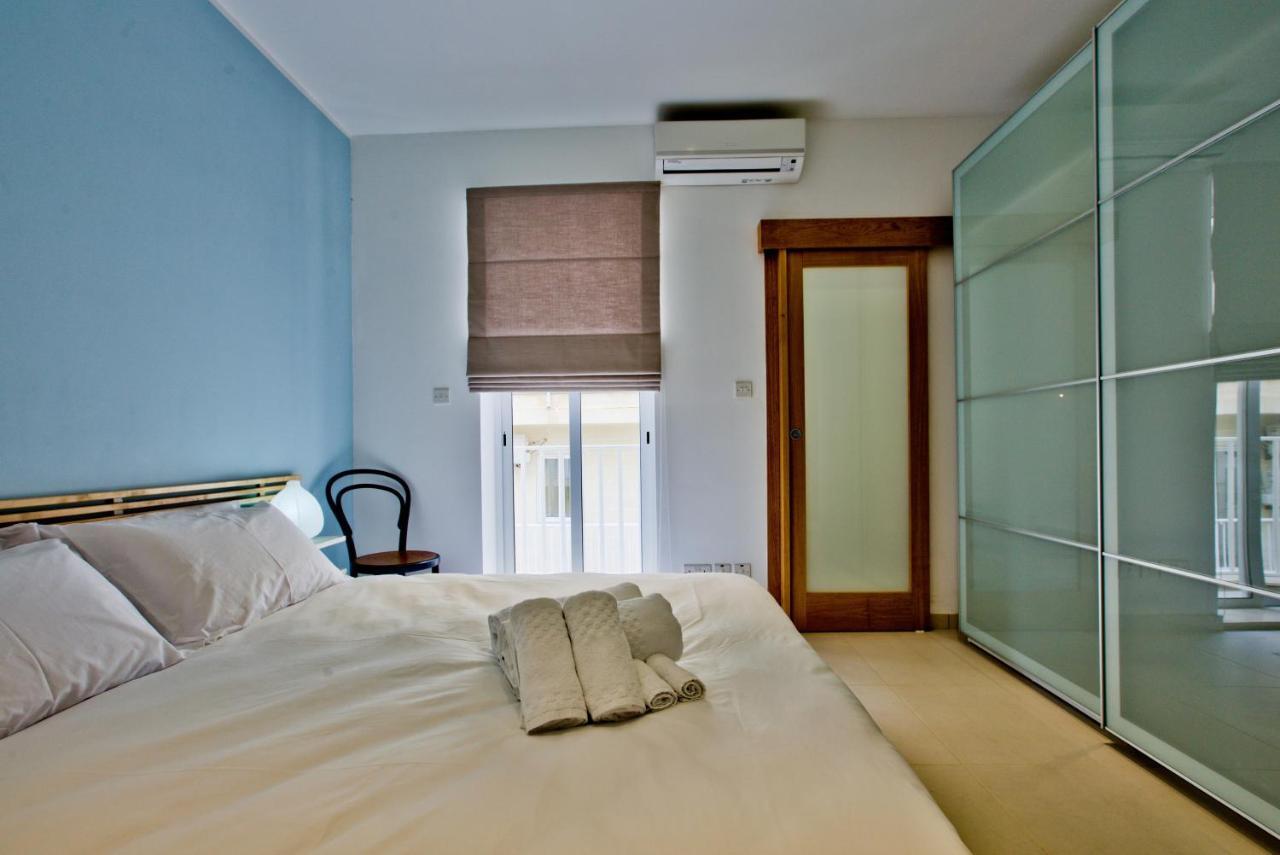 Bright And Central 2 Bedroom Apartment In Sliema Exterior foto